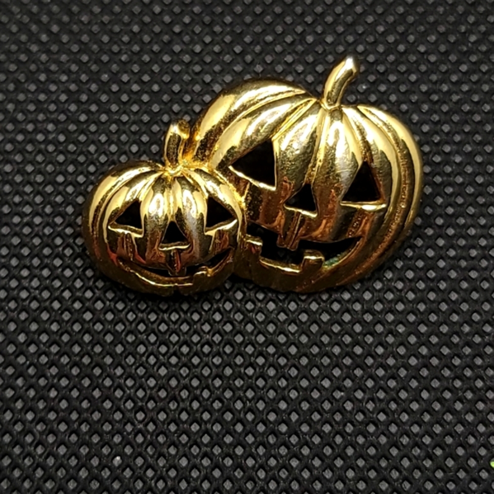 Vintage Jack-o-lantern Pumpkins Halloween Brooch Pin | 90's Avon